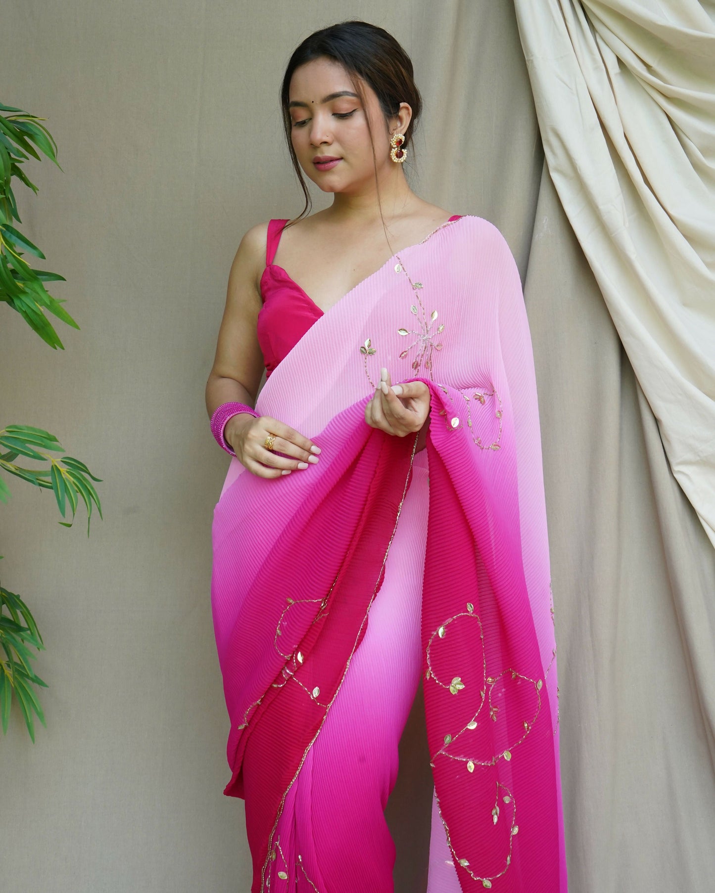 Vamsee Antara Pink Georgette Saree - Swadesiicart