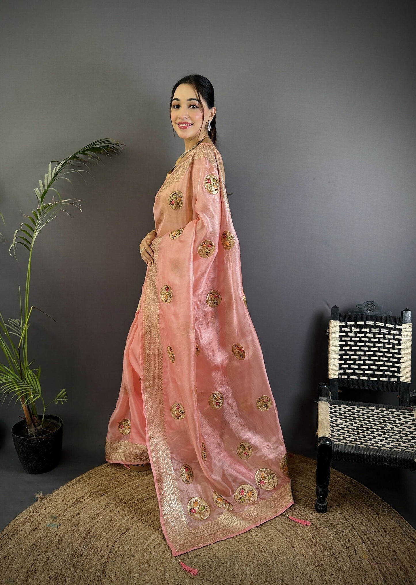 Joban Fashion Baby Pink Handloom Banarasi Organza Silk Khatali Butta Work Saree | Swadesiicart