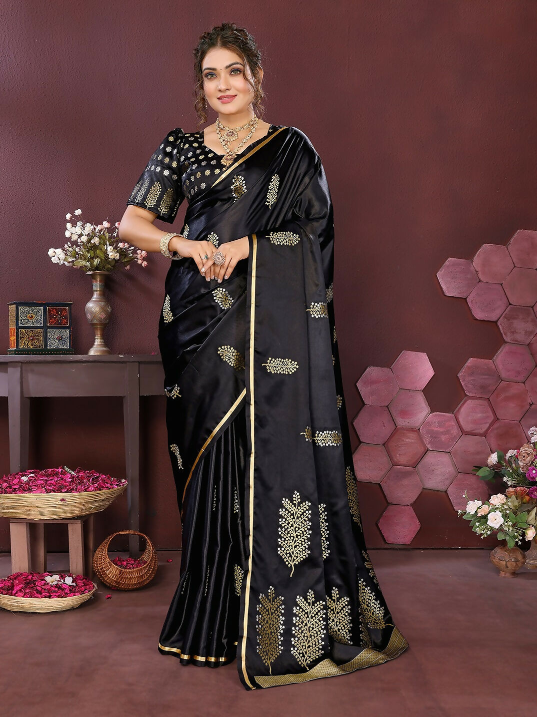 Joban Fashion Black Floral Motifs Banarasi Silk Sarees | Swadesiicart