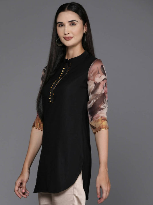 Ahalyaa Women's Traditional wear Tunic - Black | Swadesiicart