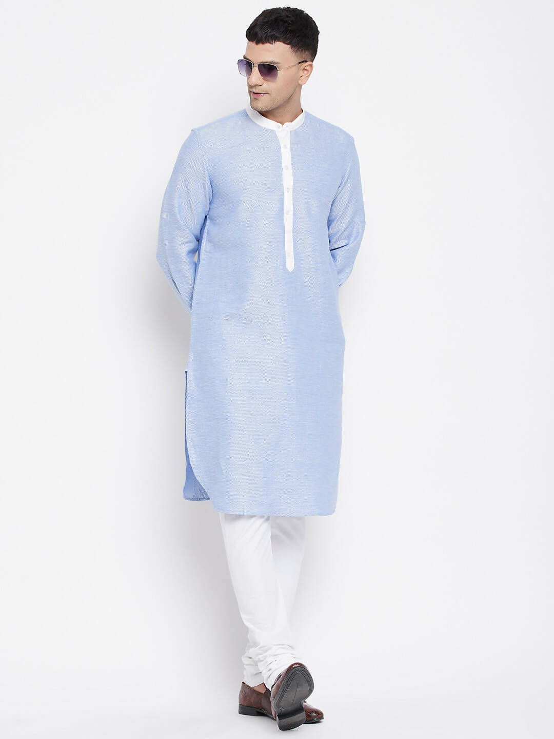 Even Apparels Blue Color Pure Cotton Men's Kurta With Contrast Collar And Placket | Swadesiicart