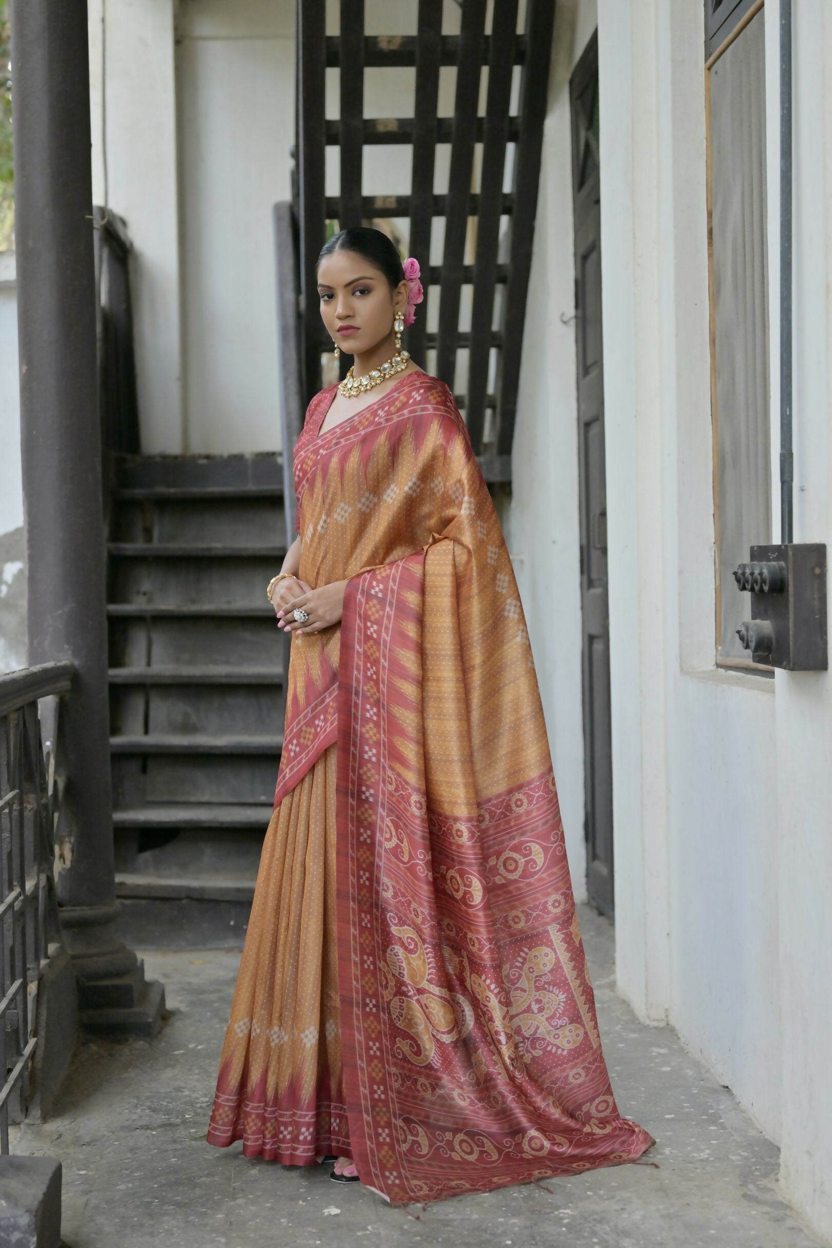 Vishnu Weaves Women's Yellow Soft Tussar Silk Saree with Blouse - Swadesiicart