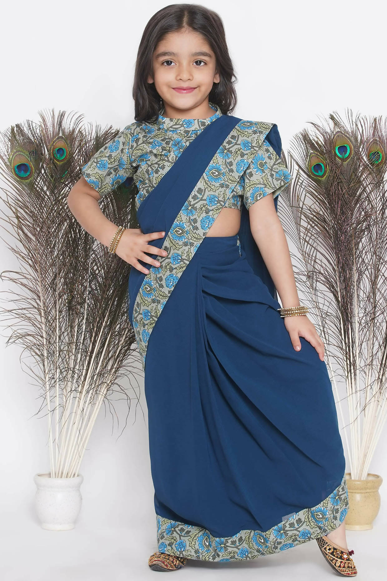 Little Bansi Floral Print Ready To Wear Saree And Floral Blouse - Blue | Swadesiicart