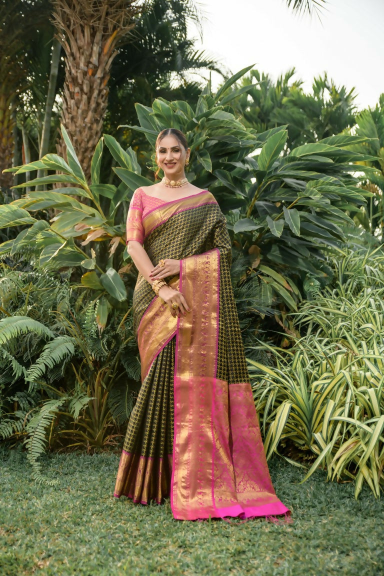Jyoti Fashion Women's Black Kanjivaram Silk Zari Woven Saree with Blouse | Swadesiicart