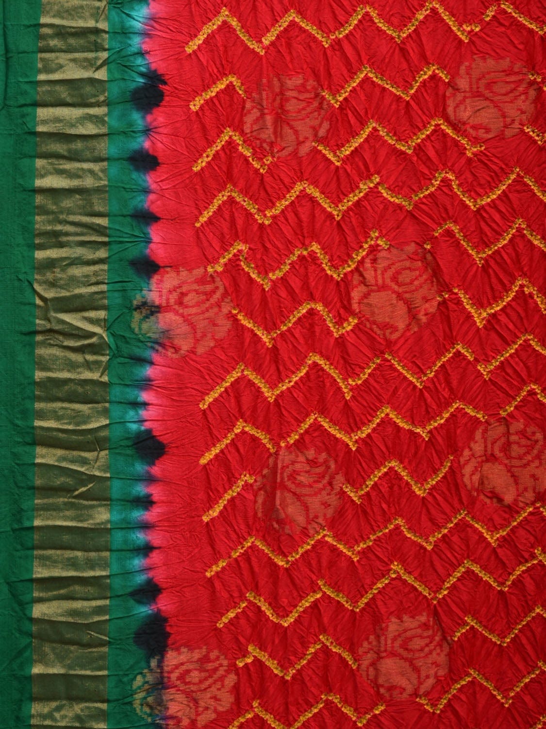 Red and Green Bandhani Uppada Silk Handloom Saree with Nilambari Buta Design - Global Threads | Swadesiicart