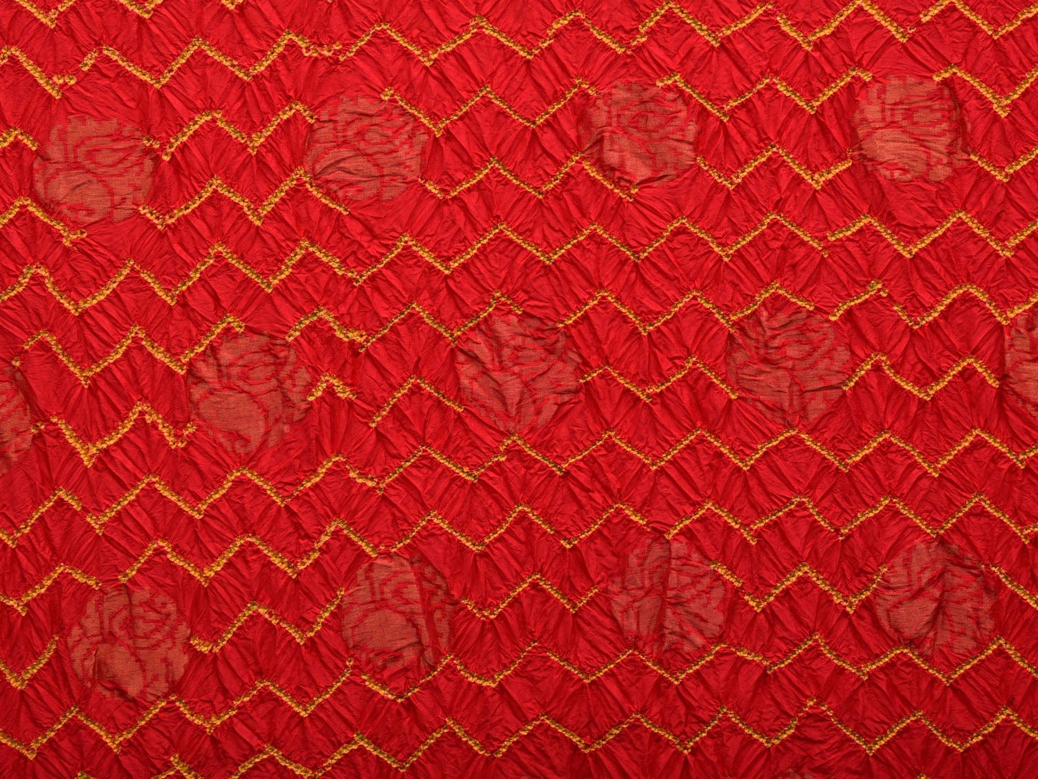 Red and Green Bandhani Uppada Silk Handloom Saree with Nilambari Buta Design - Global Threads | Swadesiicart