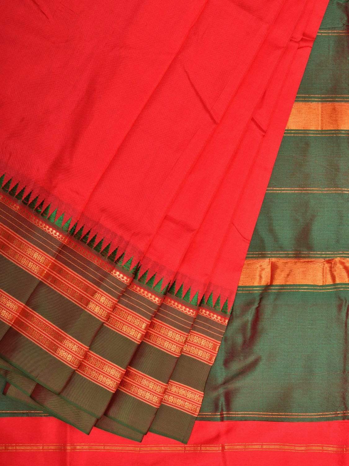 Red and Green Narayanpet Silk Handloom Plain Saree with Traditional Border Design No Blouse - Global Threads | Swadesiicart