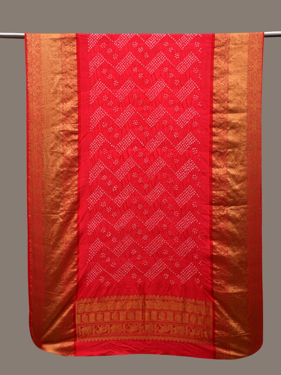Red Bandhani Kanchipuram Silk Handloom Dupatta with Border Design - Global Threads | Swadesiicart