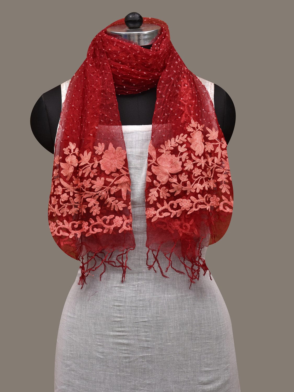 Red Bandhani Organza Stole with Embroidary Work Design - Global Threads | Swadesiicart