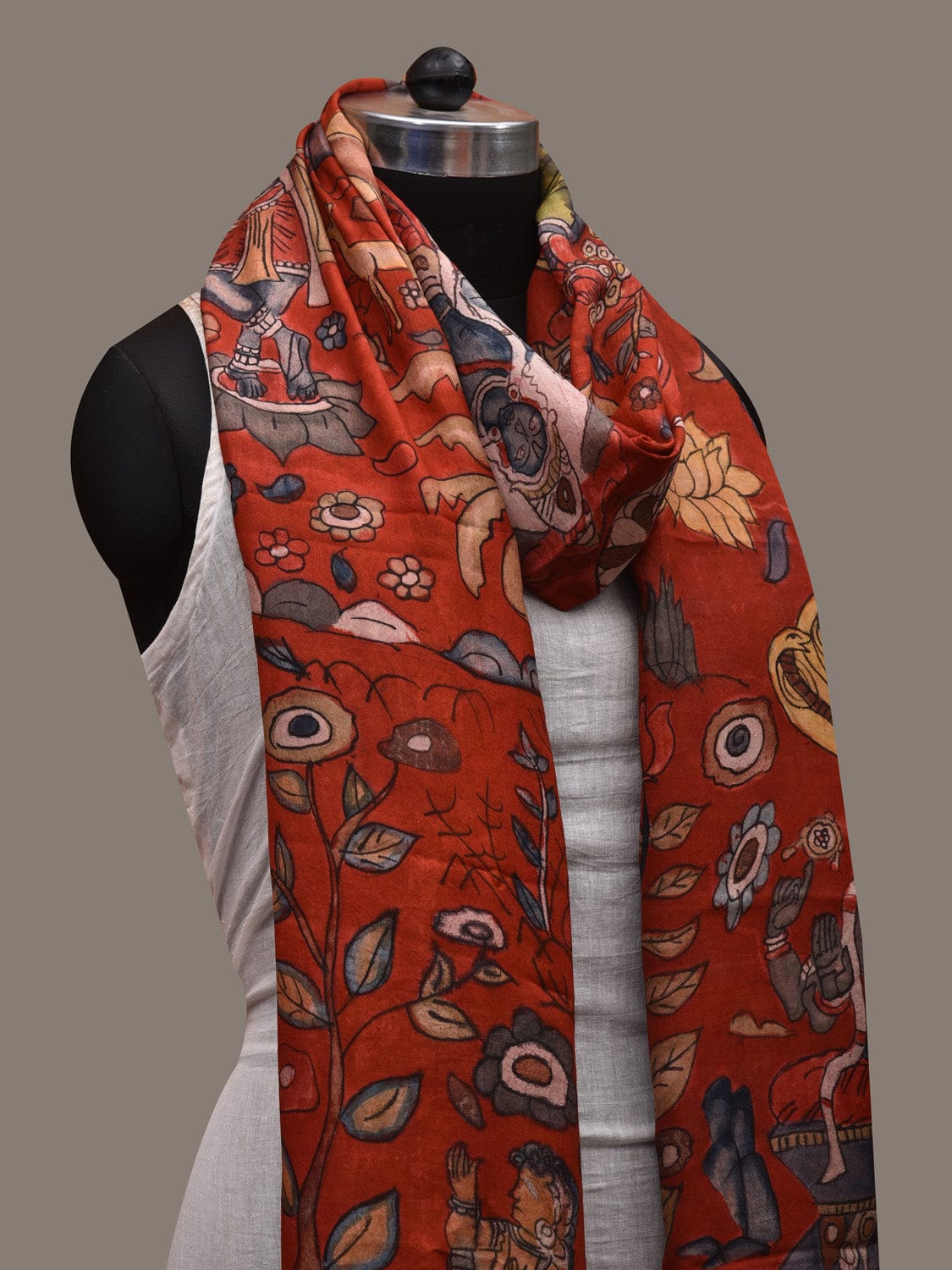 Red Kalamkari Hand Painted Kanchipuram Silk Handloom Dupatta with Dashavatar Design - Global Threads | Swadesiicart