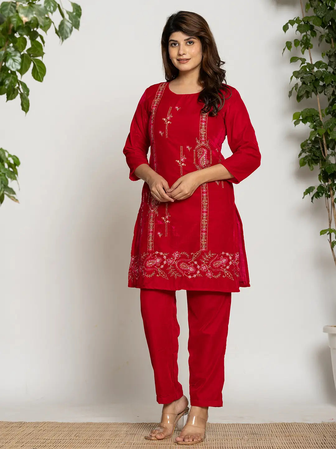 Yufta Pink Velvet Embroidered Tunic Co-Ord Set With Cotton Lining - Swadesiicart