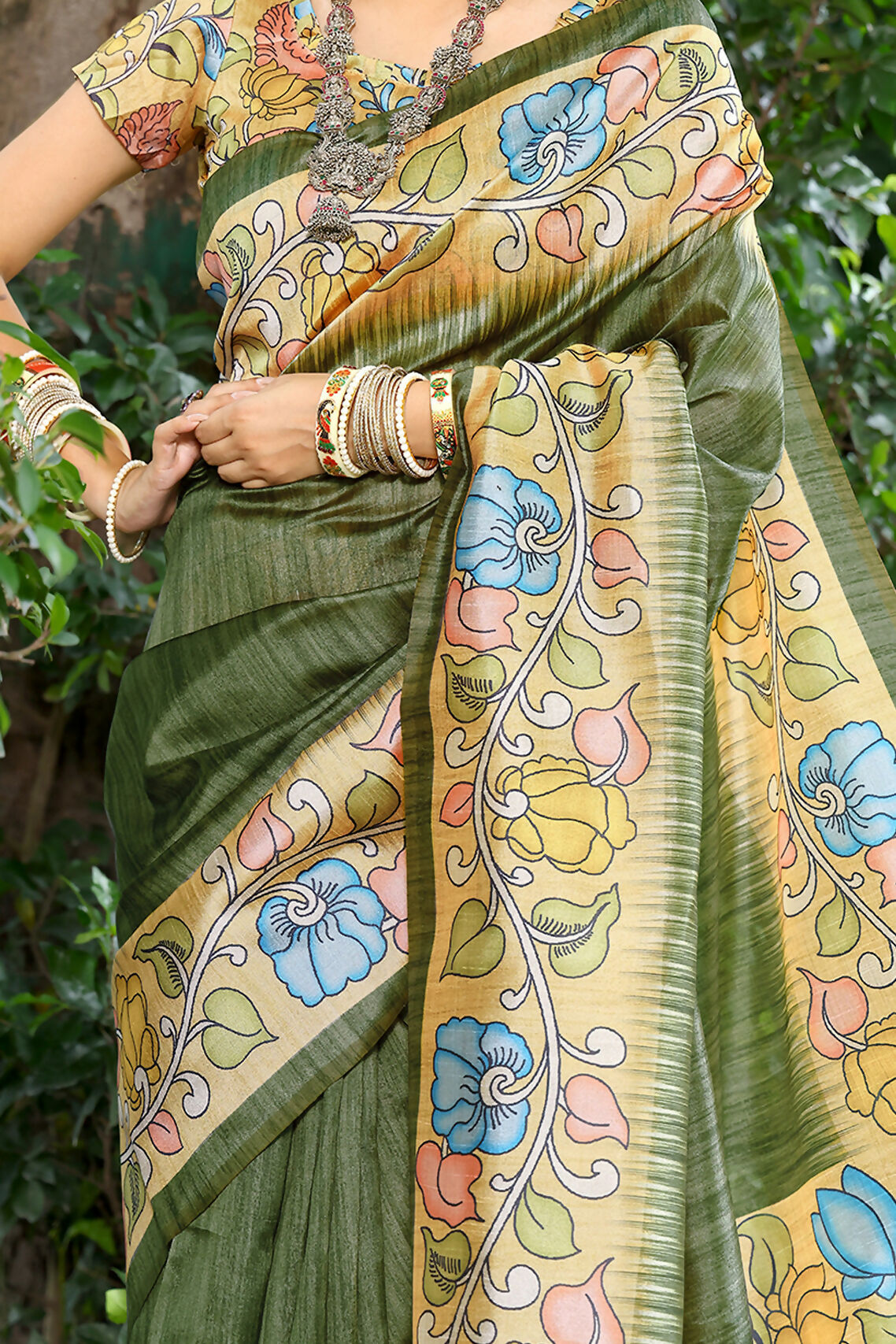 Vishnu Weaves Women's Mahendi Cotton Silk Woven Saree with Blouse - Swadesiicart