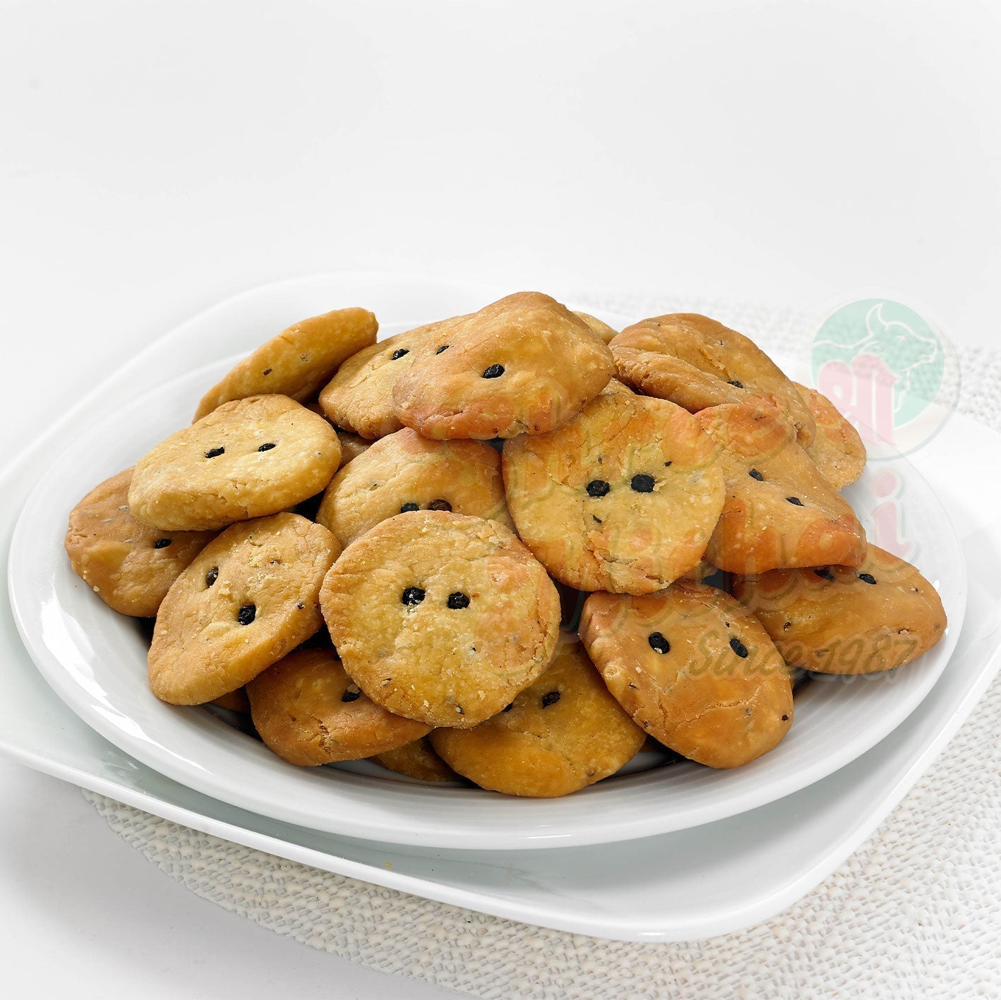 Shree Mithai Round Mathri | Swadesiicart