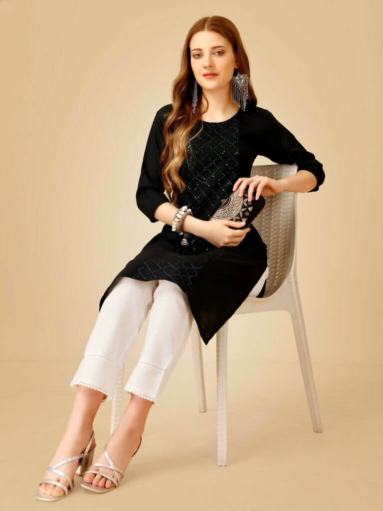 Jyoti Fashion Women's Black Cotton Blend Embroidered Kurta Pant Set | Swadesiicart