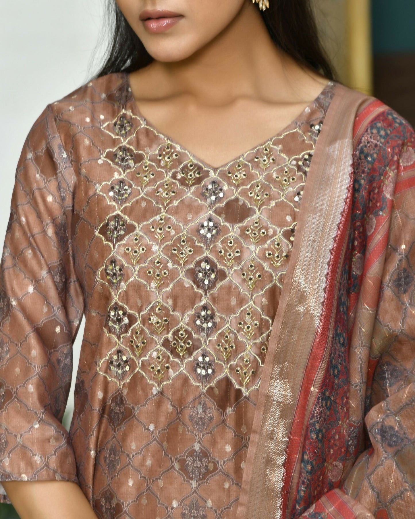 Vaasva Women's Chanderi Printed Suit Set With Pant And Printed Dupatta | Swadesiicart