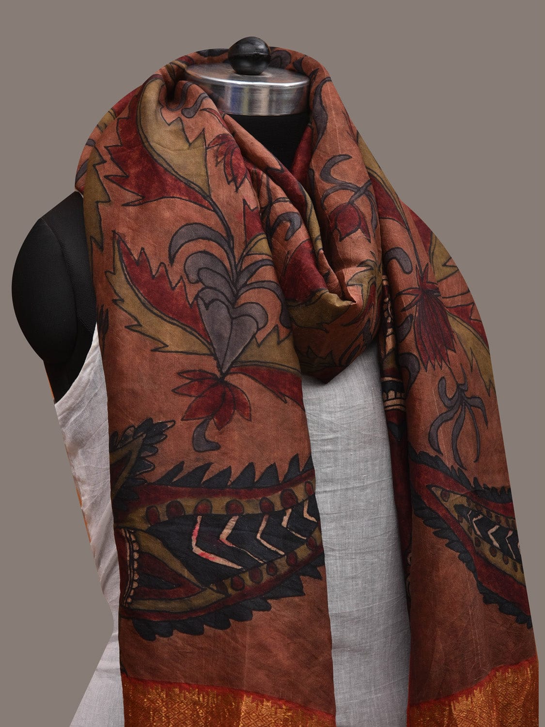 Rust Kalamkari Hand Painted Kanchipuram Silk Handloom Dupatta with Floral and Peacocks Design - Global Threads | Swadesiicart