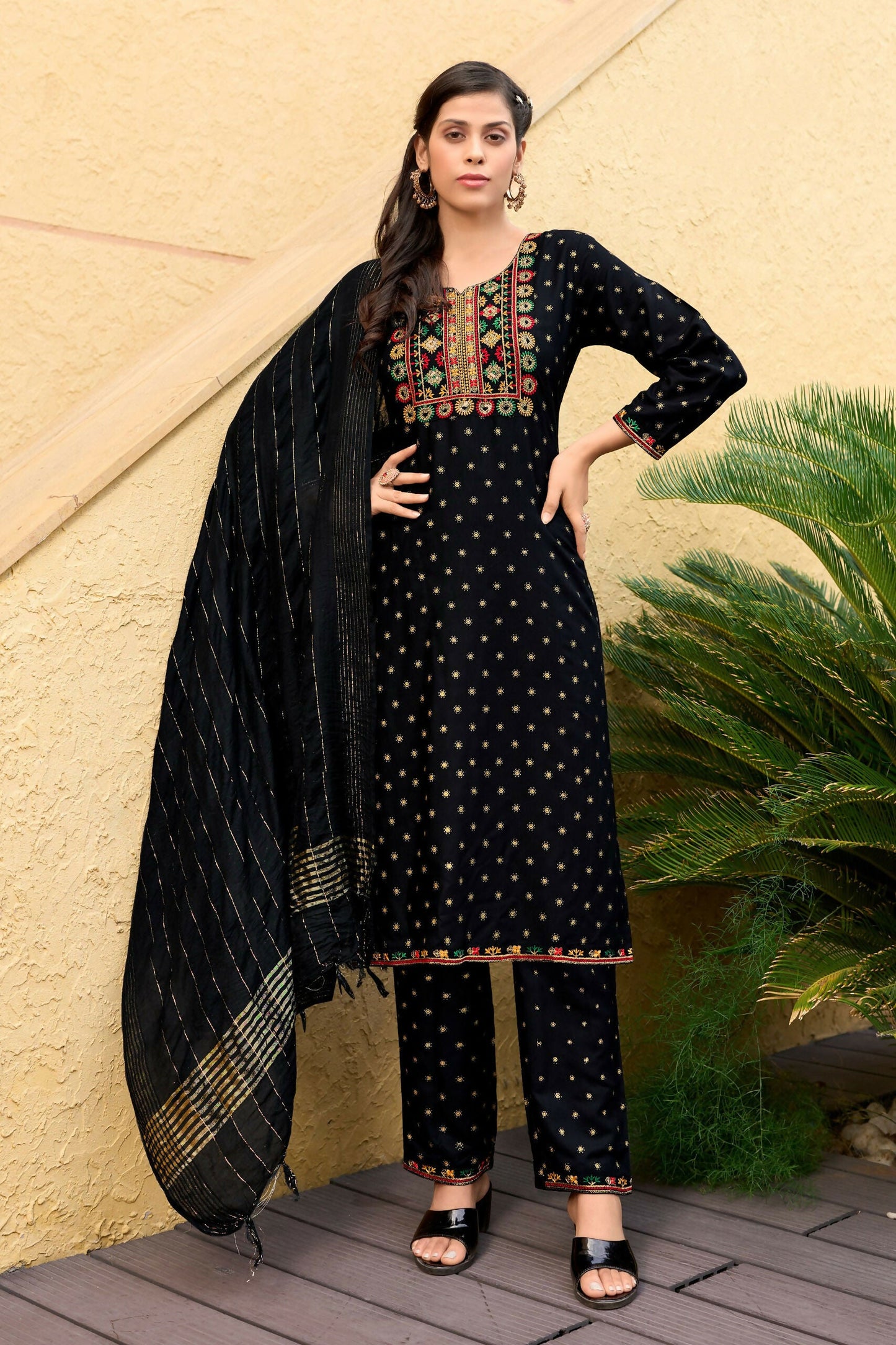 Jyoti Fashion Women's Black 14KG Rayon Foil Print with Embroidery Kurta Set | Swadesiicart