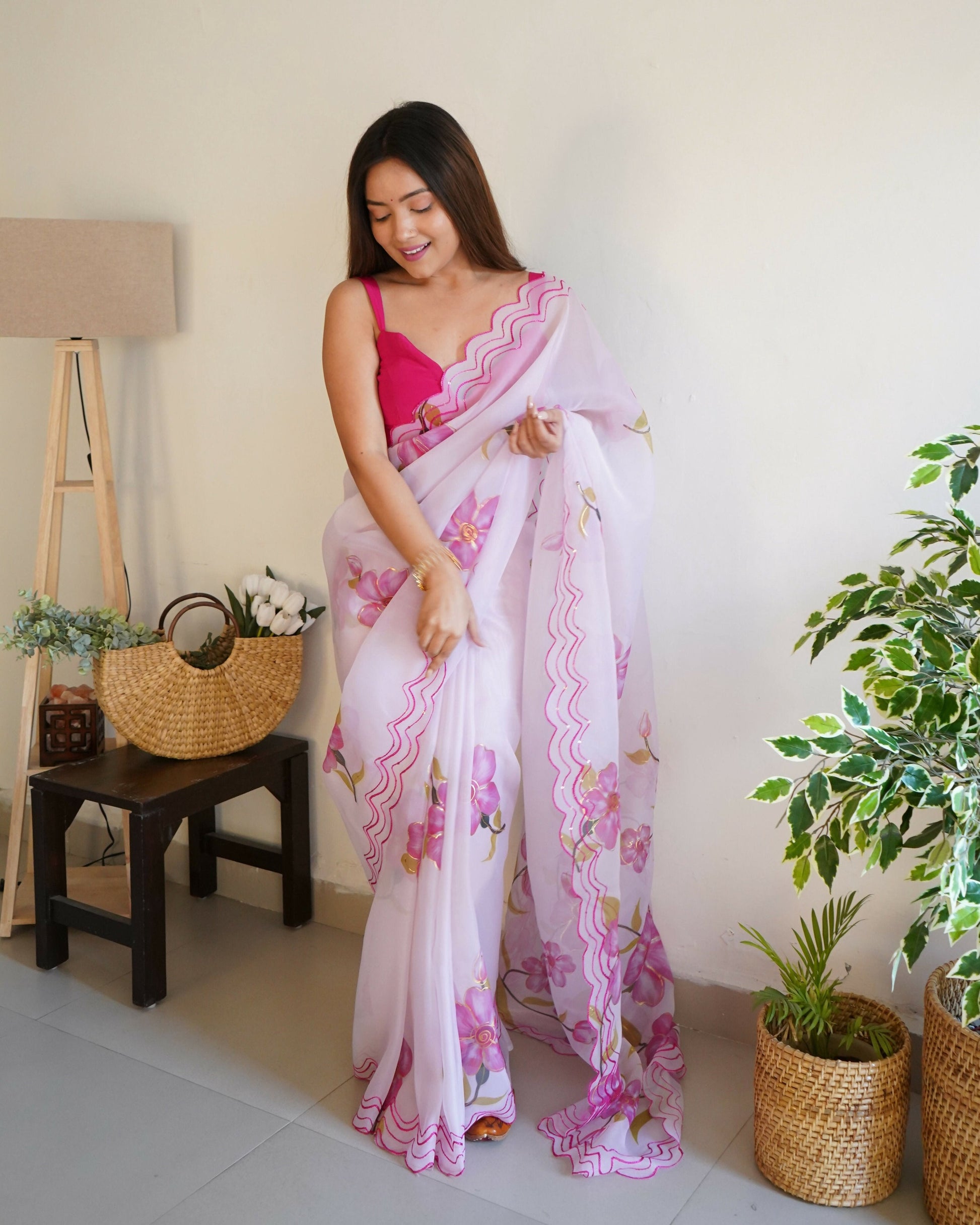 Vamsee Divisha White Organza Saree - Swadesiicart