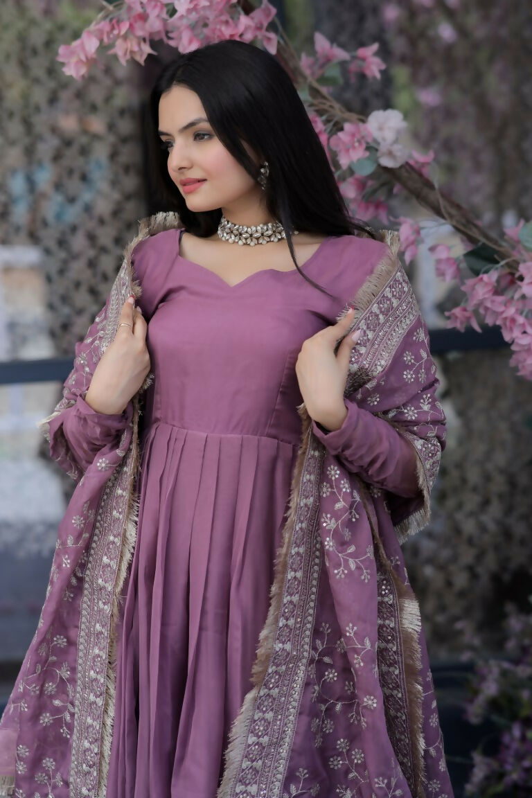 Jyoti Fashion Women's Onion Tabby Silk Designer Kurta with Trouser & Dupatta | Swadesiicart