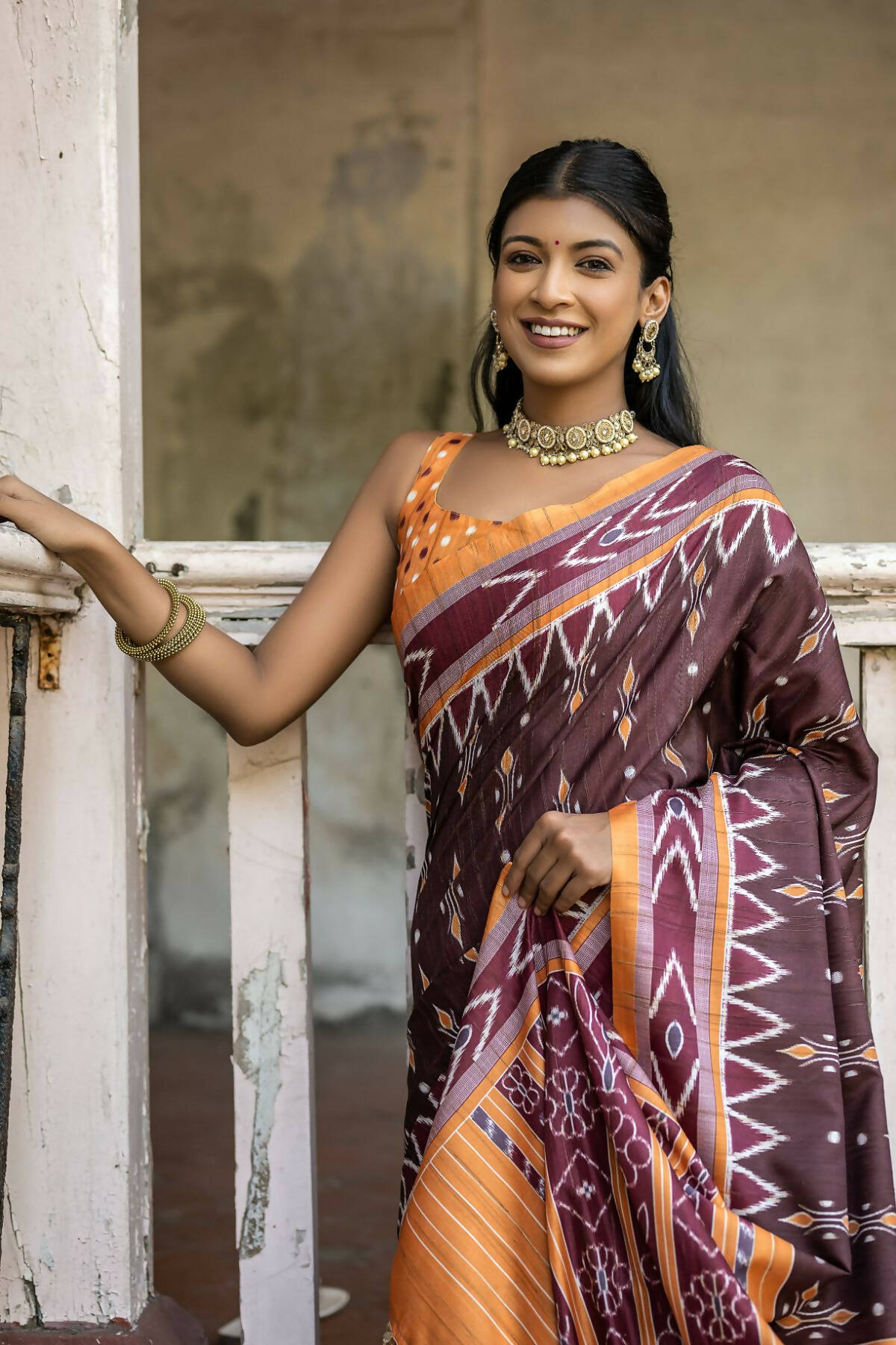 Vishnu Weaves Women's Coffee Cotton Silk Printed Saree with Blouse - Swadesiicart