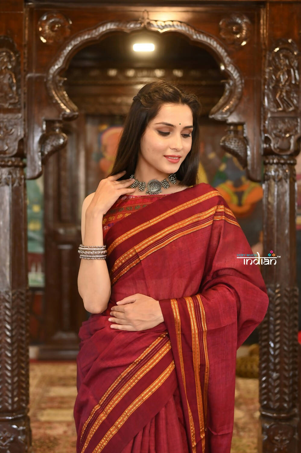 Very Much Indian Handloom Cotton Viscose Ilkal Saree Bright Maroon With Red Border | Swadesiicart