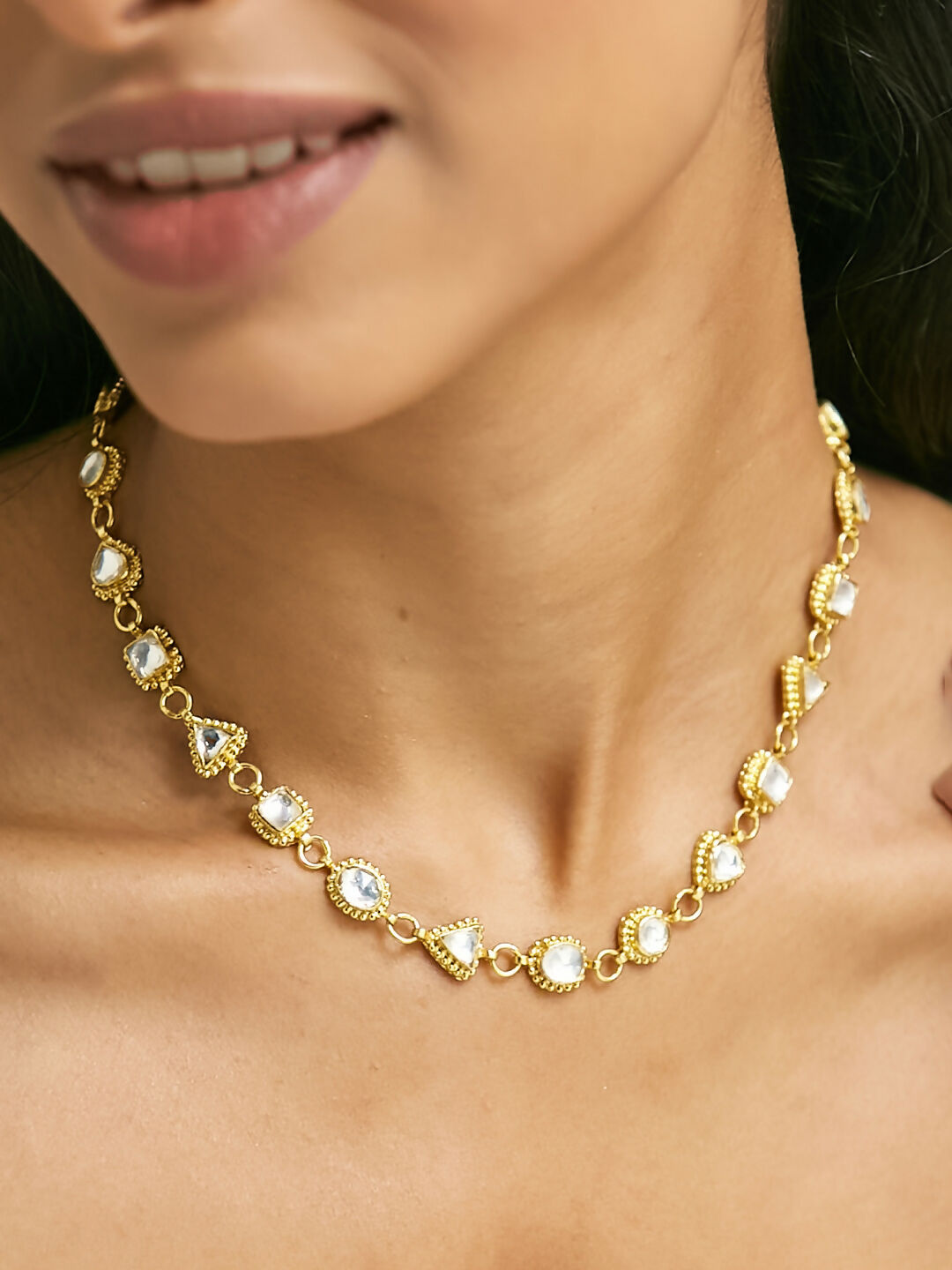 Nuyug 22K Gold-Plated Kundan & Pearl Studded Matha Patti Head Jewellery | Swadesiicart