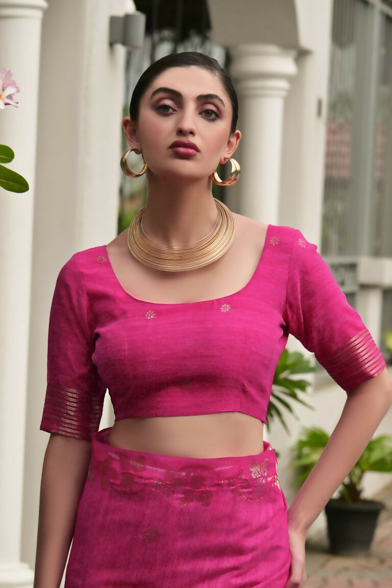 Vishnu Weaves Women's Pink Linen Silk Zari Weaving Saree with Blouse - Swadesiicart