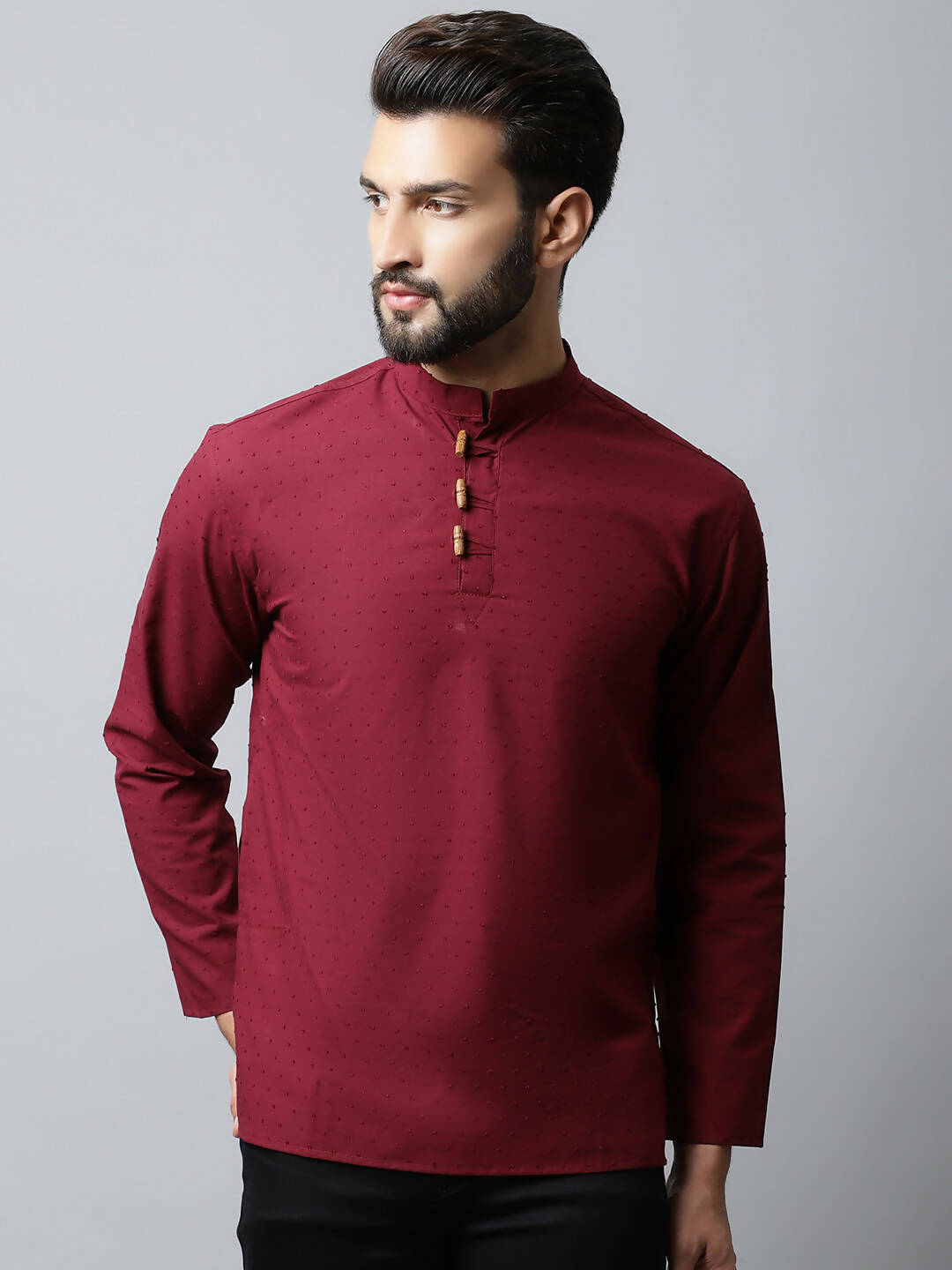 Even Apparels Maroon Color Pure Cotton Men's Kurta With Side Placket (SLD1182) | Swadesiicart