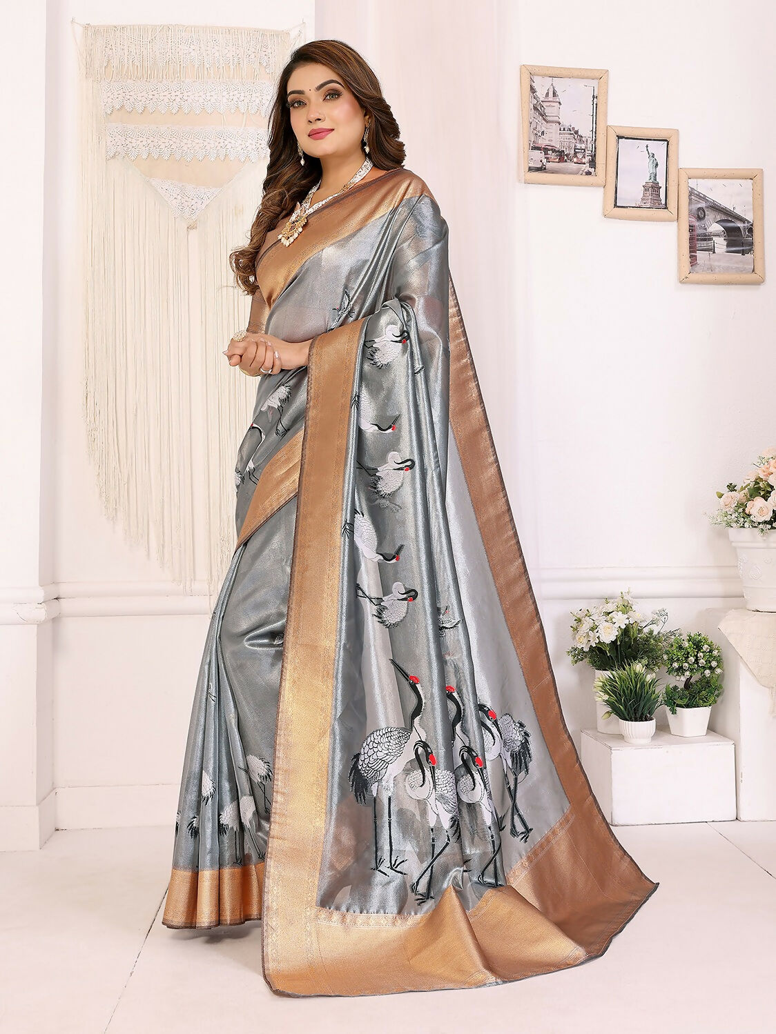 Joban Fashion Golden Cranes Patterns Banarasi Silk Sarees | Swadesiicart