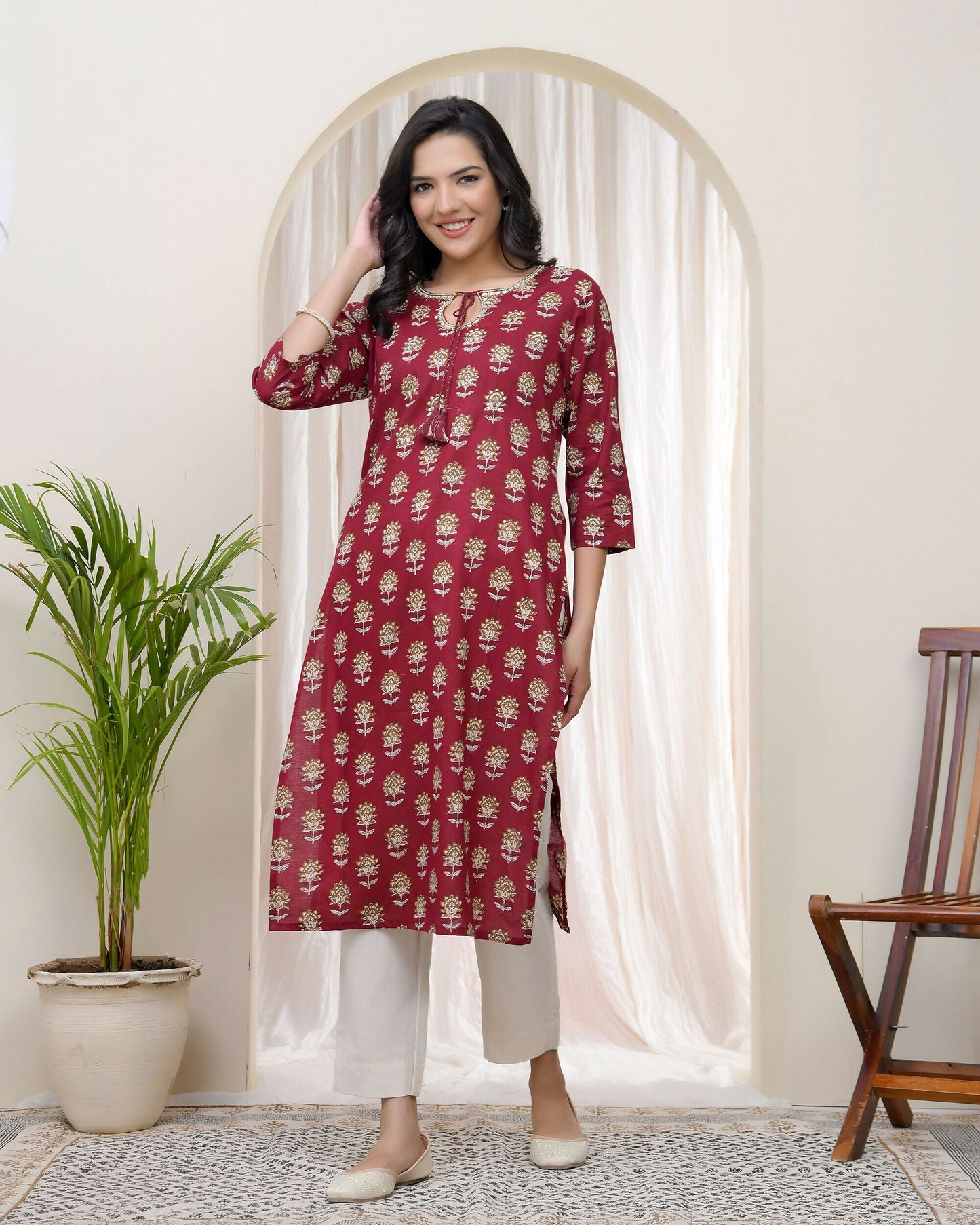 Vaasva Women Maroon Cotton Printed Straight Kurti With Pant | Swadesiicart