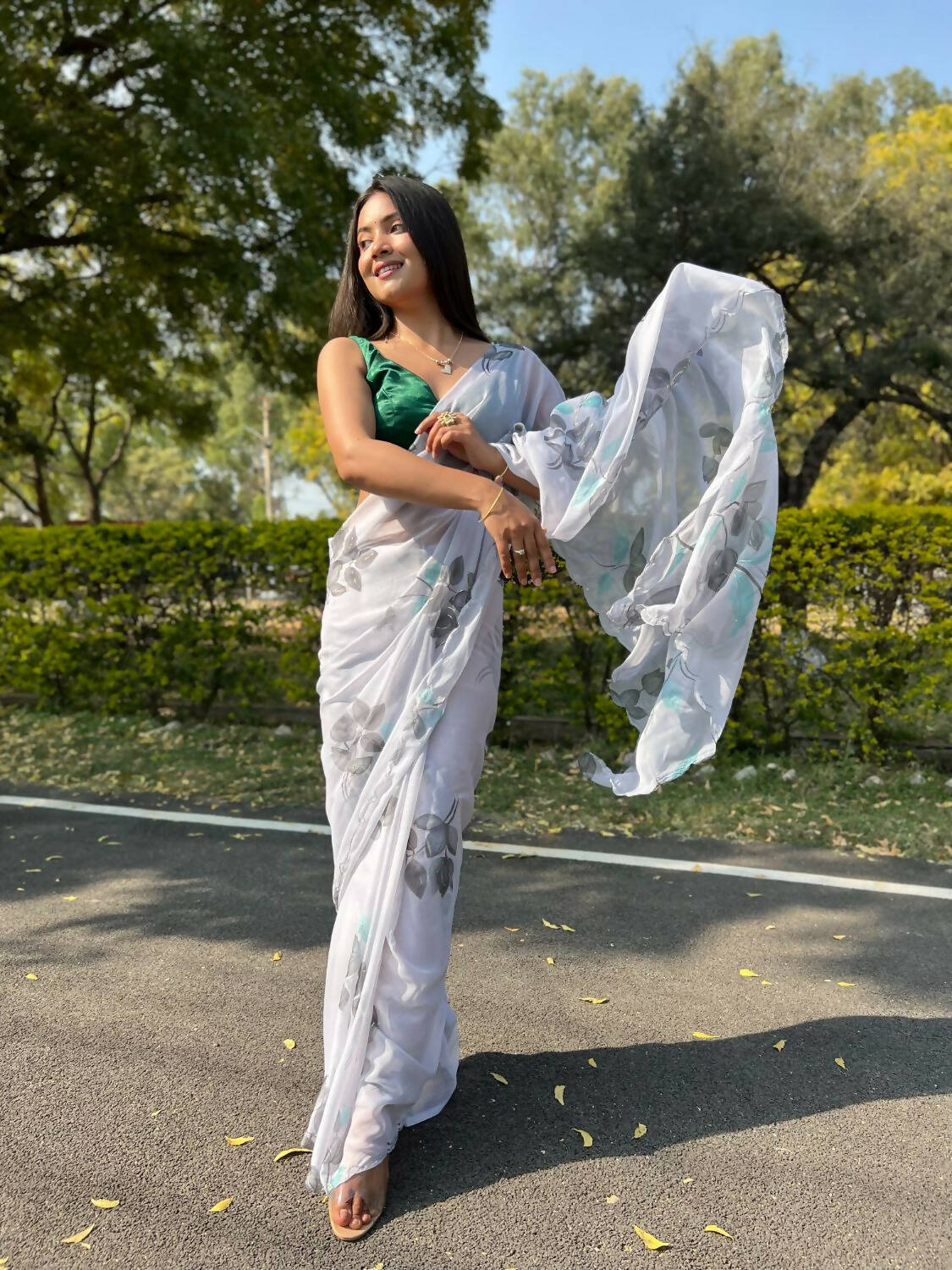 Vamsee Grey Chiffon Designer Saree - Swadesiicart