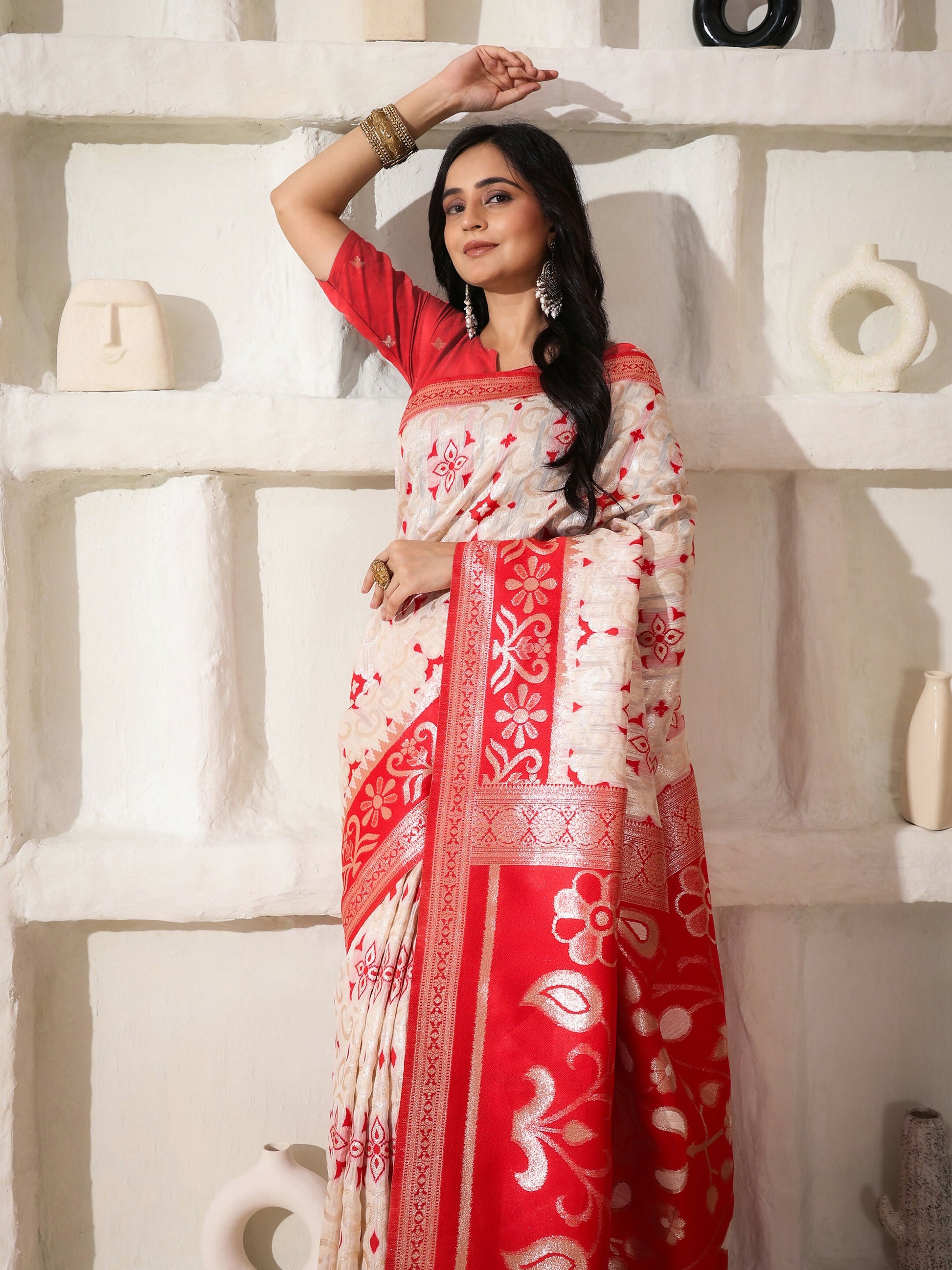Shree Shyam Fashion Linen Cotton Red & White Saree