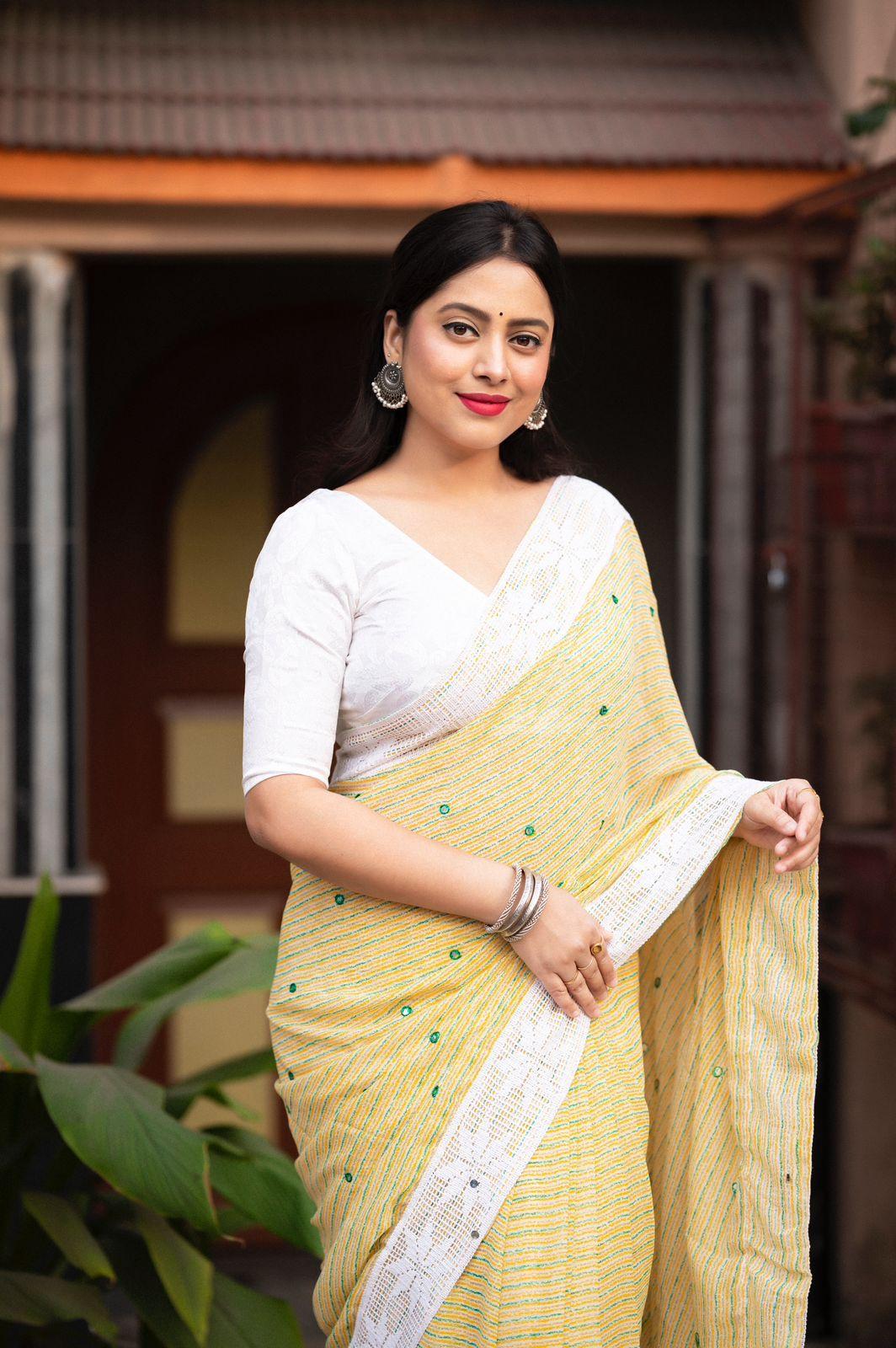 Lemon Poly Georgette Ethnic Motifs Saree with Unstitched Blouse - Hiral Fashion | Swadesiicart