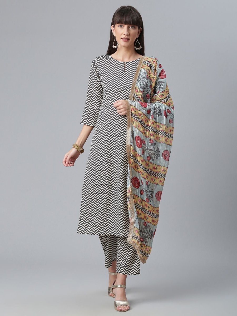 Ahalyaa Black & White Digital Print Crepe Kurta and Pant With Dupatta Set | Swadesiicart