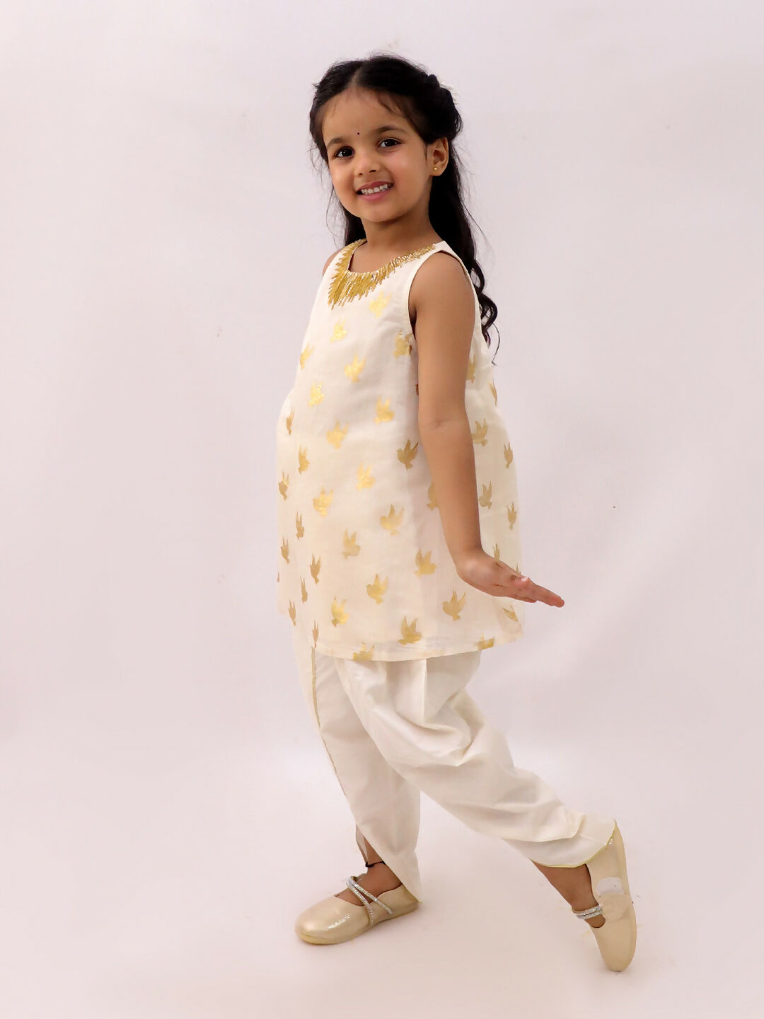 Lil Drama Mishti Off White Kurta and Dhoti Set For Girls | Swadesiicart