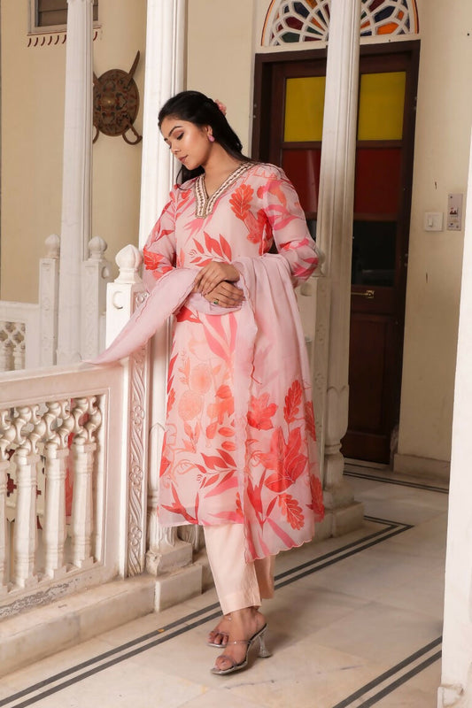 Vaasva Women Peach Tabby Slik Print & Embroidered Kurta, Pant & Dupatta set | Swadesiicart