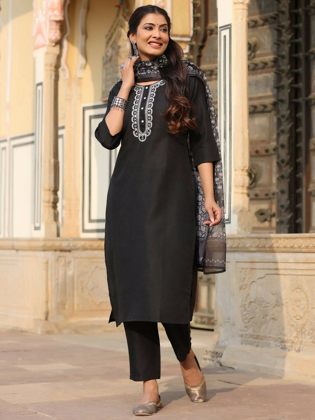 Juniper Women's Black Silk Solid Embroidered Kurta Set | Swadesiicart