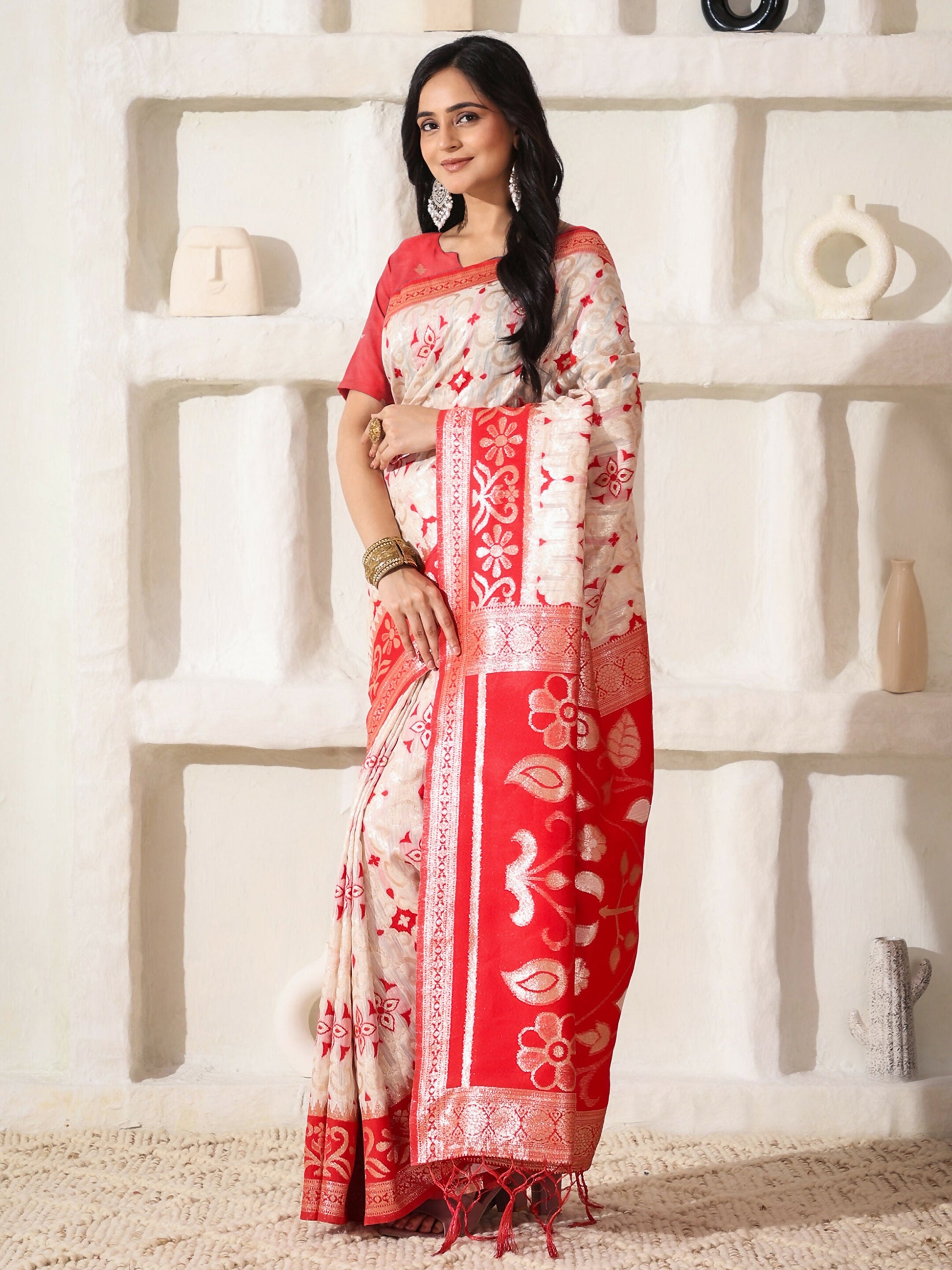 Shree Shyam Fashion Linen Cotton Red & White Saree