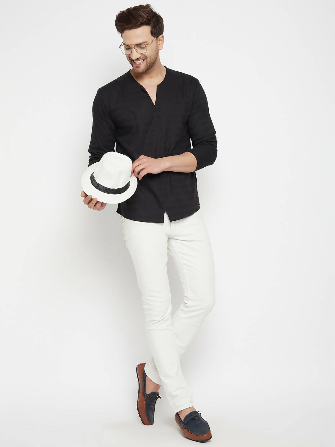 Even Apparels Black Viscose Men's Kurta With Slit Neckline | Swadesiicart