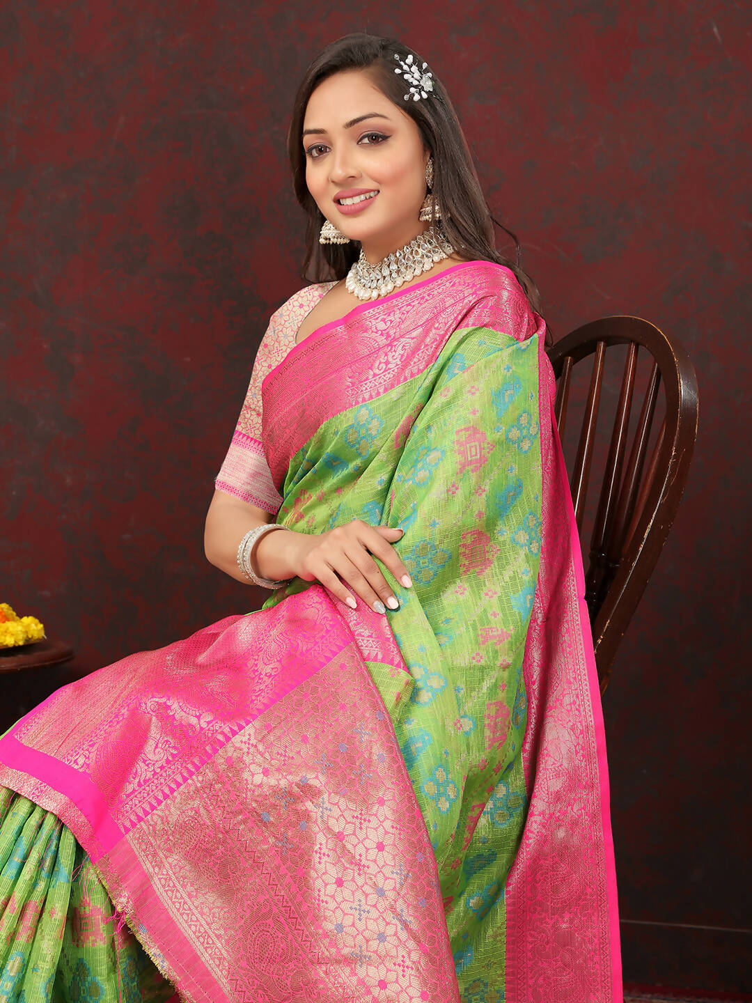Lorenvalley Fashion Green Cotton Woven Design Zari Meenakari Weaving Saree - Swadesiicart