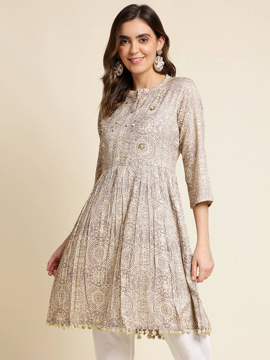 Grey Chiffon Paisley Printed Top - Himanshi - Swadesiicart