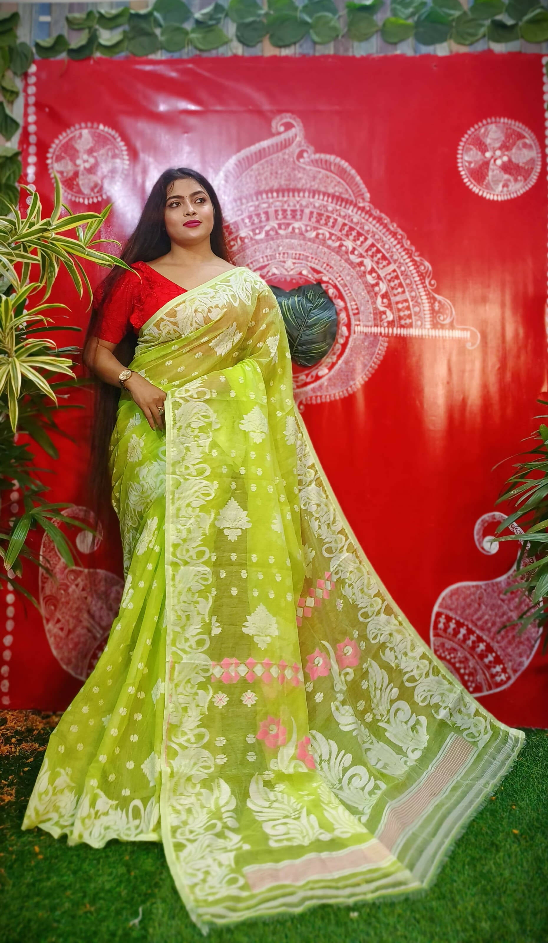 Exclusive Collection Handloom Dhakai Jamdani Saree - Light green - Swadesiicart