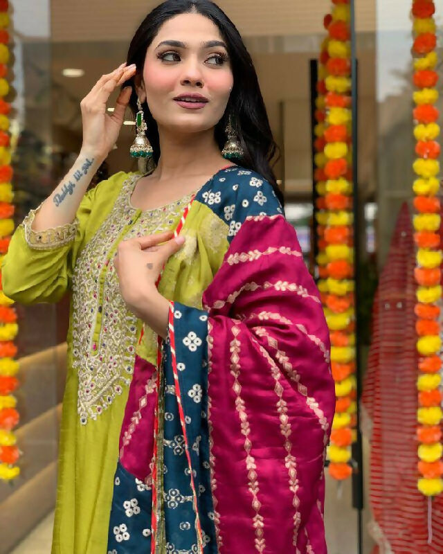The52 Lemons Women's Gorgeous Embroidered Viscose Chanderi Fabric Straight Kurta Pant with Dupatta Set - Swadesiicart