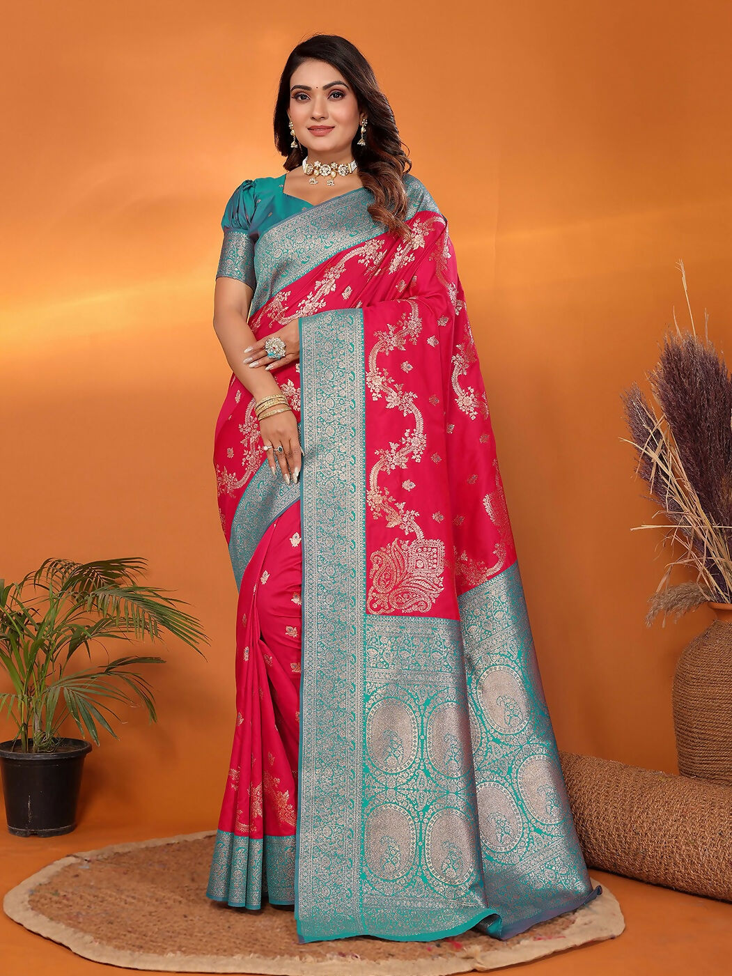 Joban Fashion Banarasi Red Woven Soft Silk Saree | Swadesiicart