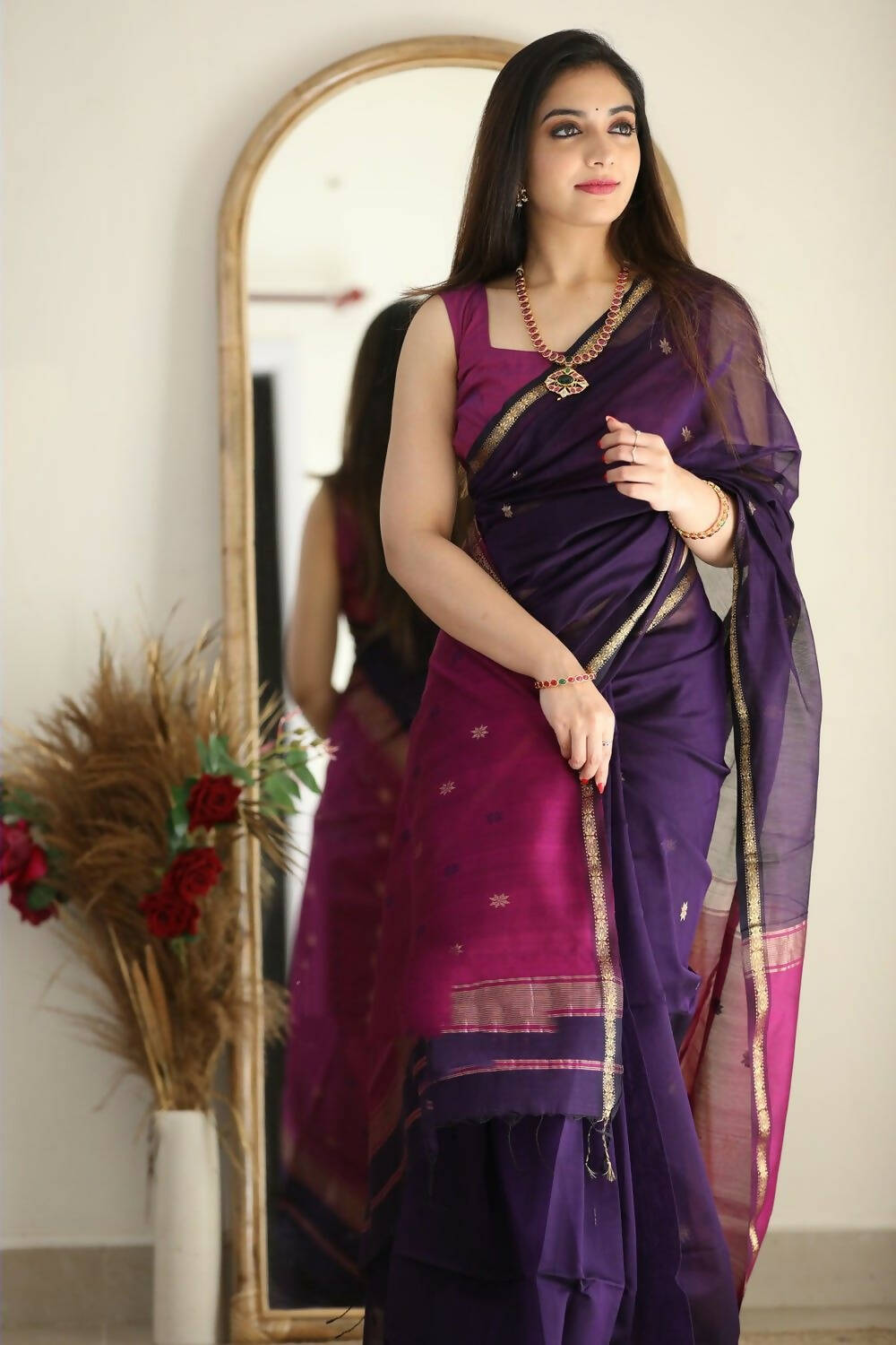 DEIANA'S Beautiful Designer Golden zari Soft Cotton Saree - Purple - Swadesiicart