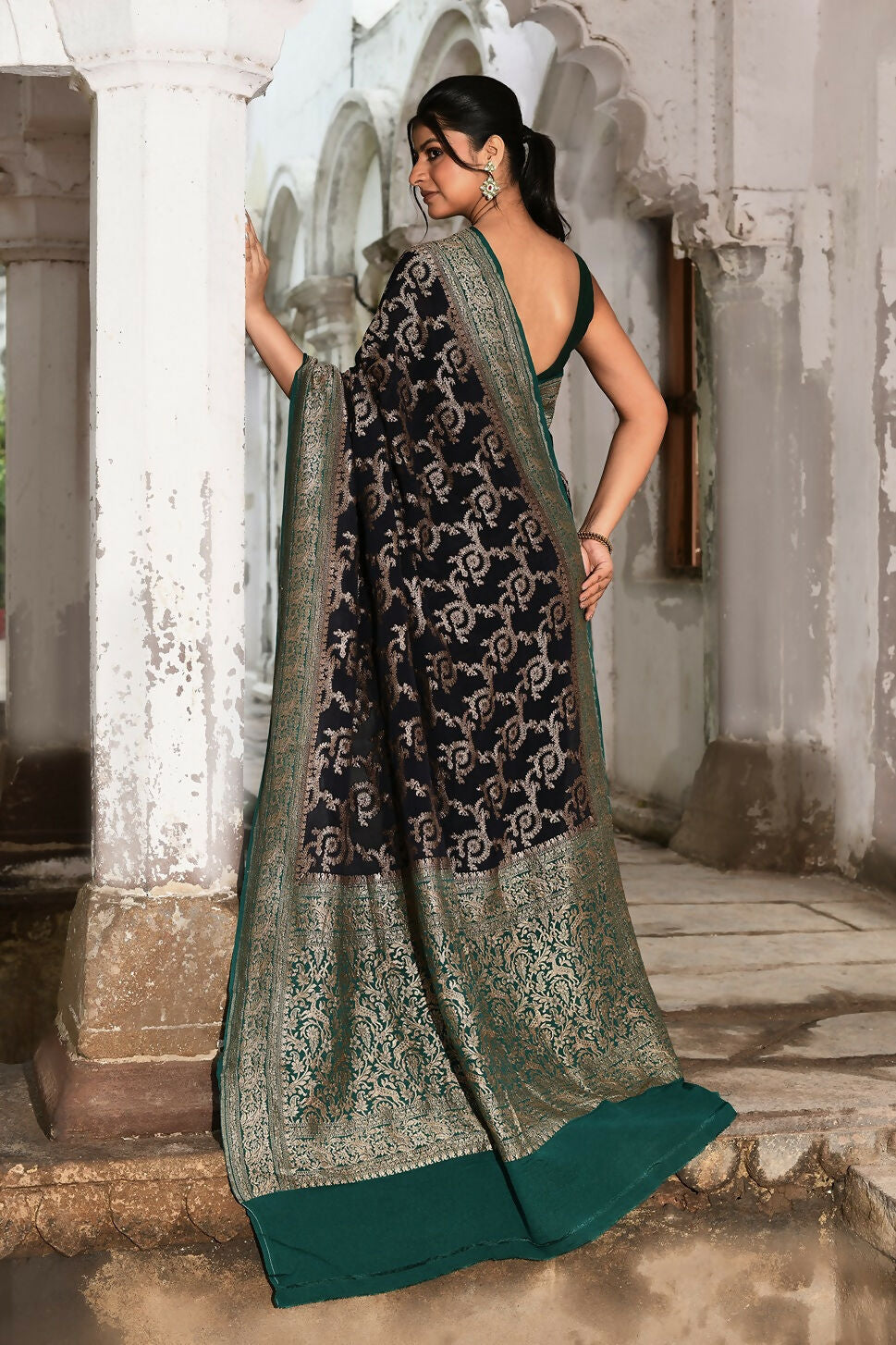 Joban Fashion Navy Blue Crepe Chiffon Pure Handloom Banarasi Silk Saree | Swadesiicart