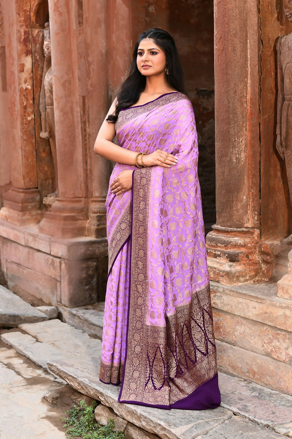 Joban Fashion Lavender Crepe Chiffon Pure Handloom Banarasi Silk Saree | Swadesiicart