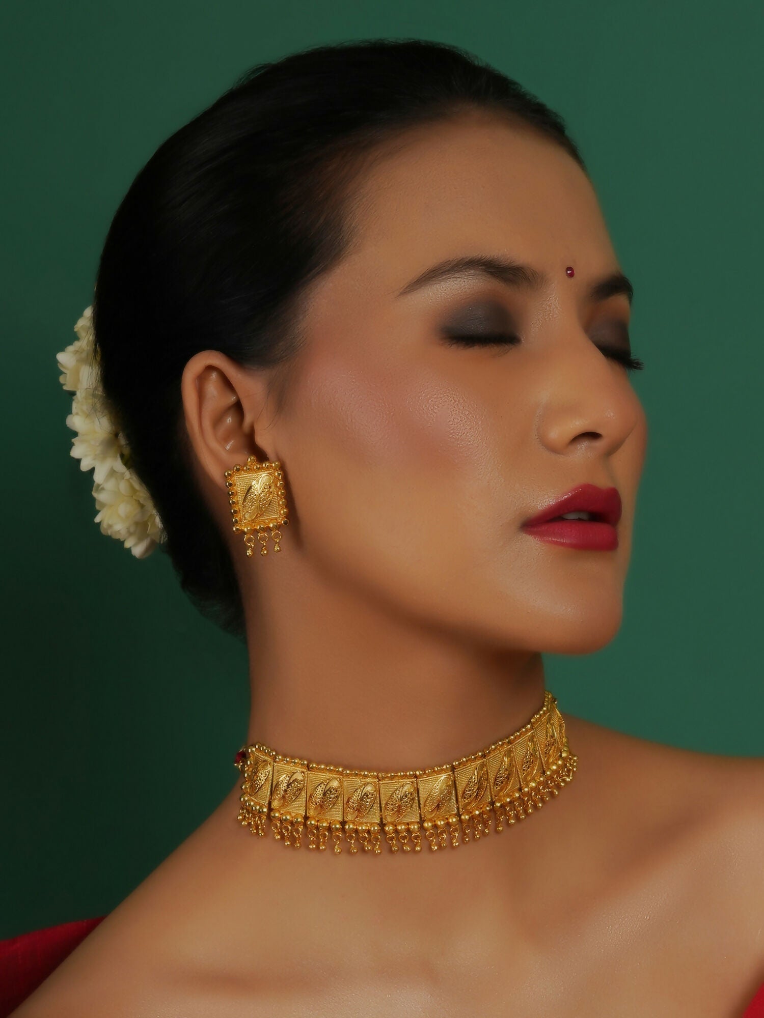Gold plating jewellery set (Gold) - Ruby Raang - Swadesiicart