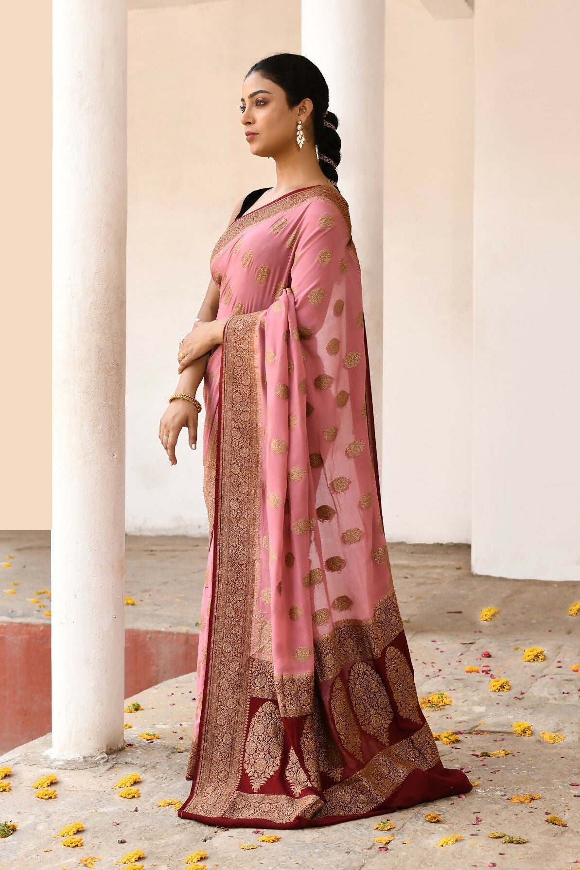 Joban Fashion Nude Pink Crepe Chiffon Pure Handloom Banarasi Silk Saree | Swadesiicart