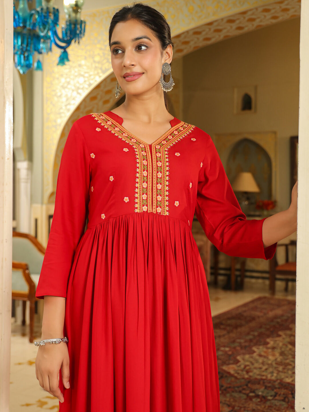 Janasya Maroon Rayon Yoke Embroidery Kurta & Bottom | Swadesiicart